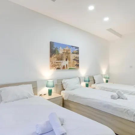 Апартаменты Charming 3br Sliema Apt Steps From The Promenade By 360 Estates