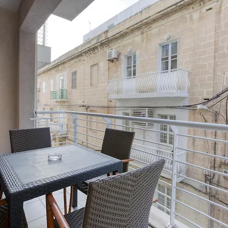 Charming 3br Sliema Apt Steps From The Promenade By 360 Estates